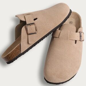 Men’s Suede beige clogs